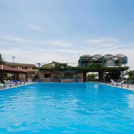 Bellavista Club *